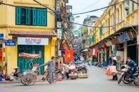 Hoan Kiem Old Quarter, Hanoi, VietnamTạ Hiện street, Hoàn Kiếm District, Old Quarter, Hanoi, Vietnam