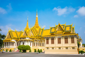 Throne Hall (Preah Thineang Dheva Vinnichay) and Hor Samrith Phimean of the Royal Palace, Phnom Penh, Cambodia